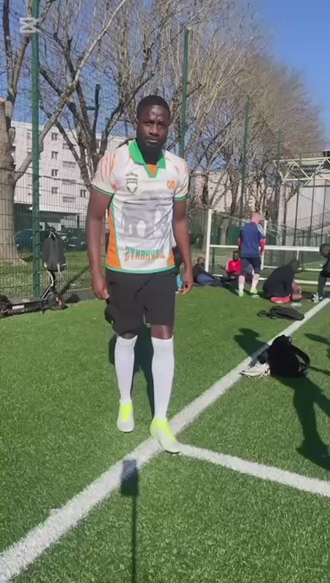 Maillot de côté d'Ivoire disponible pour toutes les tailles. XXXL, XXL, XL, M