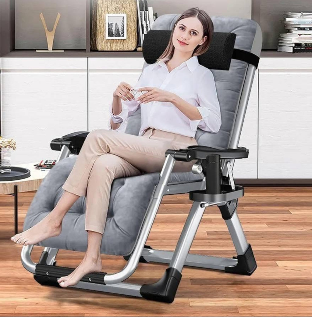 Chaise Pliable orthopédique,Ultra Confort . 
Offrez-vous un moment de détente avec cette chaise robuste, rembourrée en mousse épaisse, idéale pour le salon, la terrasse, camping ou même le Bureau.